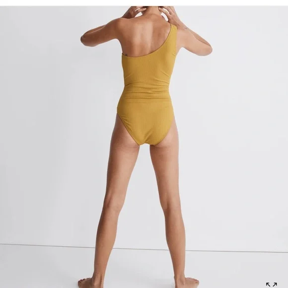 Madewell One-Shoulder Cutout One-Piece Swimsuit - Picture 4 of 4
